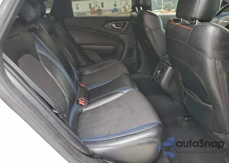 2015 Chrysler 200 S from USA, damaged, VIN 1C3CCCBG1FN581489